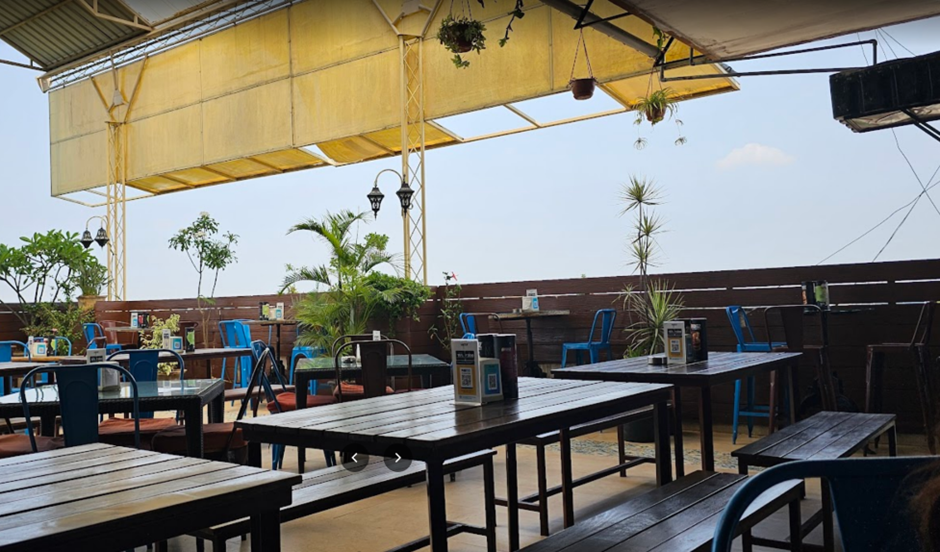 Vapour Pub and Brewery in Indiranagar